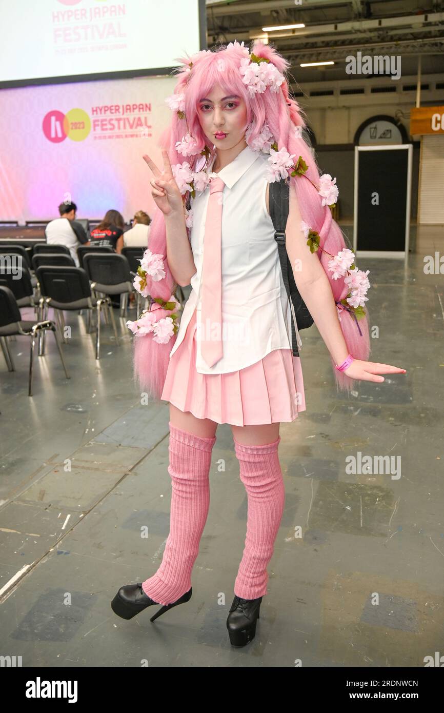 Londres, Royaume-Uni. 22 juillet 2023. Les participants se déguisent en costume de Cosplay à HYPER JAPAN 2023, jour 2 avec de nombreuses expositions de stands et des artistes en direct à Olympia Londres, Royaume-Uni. Crédit : Voir Li/Picture Capital/Alamy Live News Banque D'Images