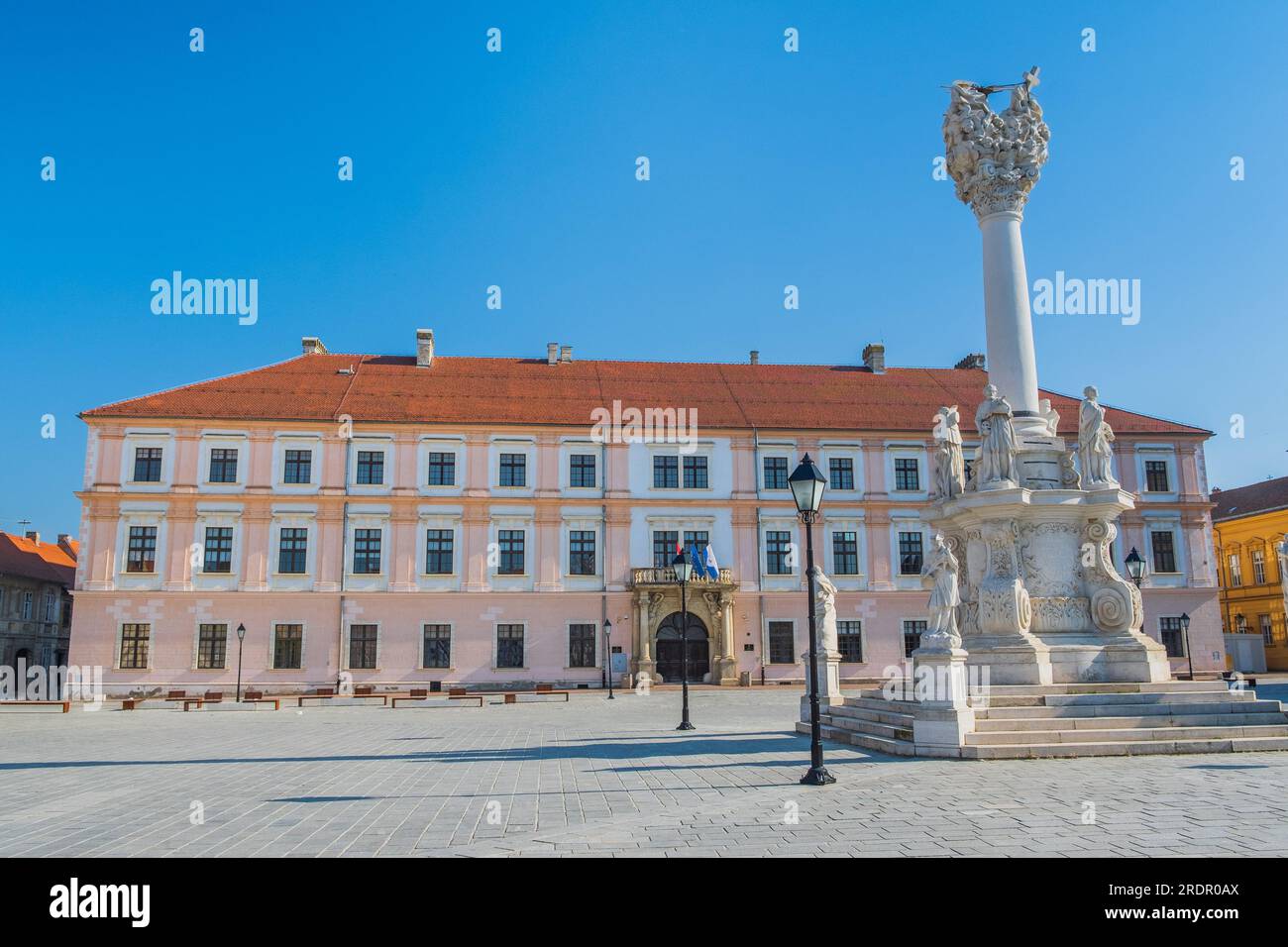 Palais historiques sur la place de la Sainte trinité à Tvrdja, ville d'Osijek, Croatie Banque D'Images
