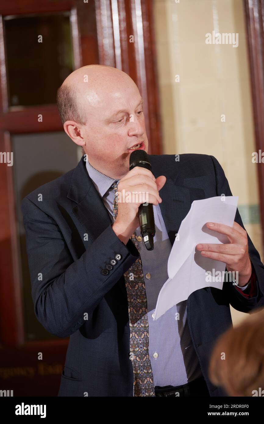 The Oldie Literary Lunch 18-07-23, Harry Mount, The National Liberal Club, London, Neil Spence Photography; Banque D'Images