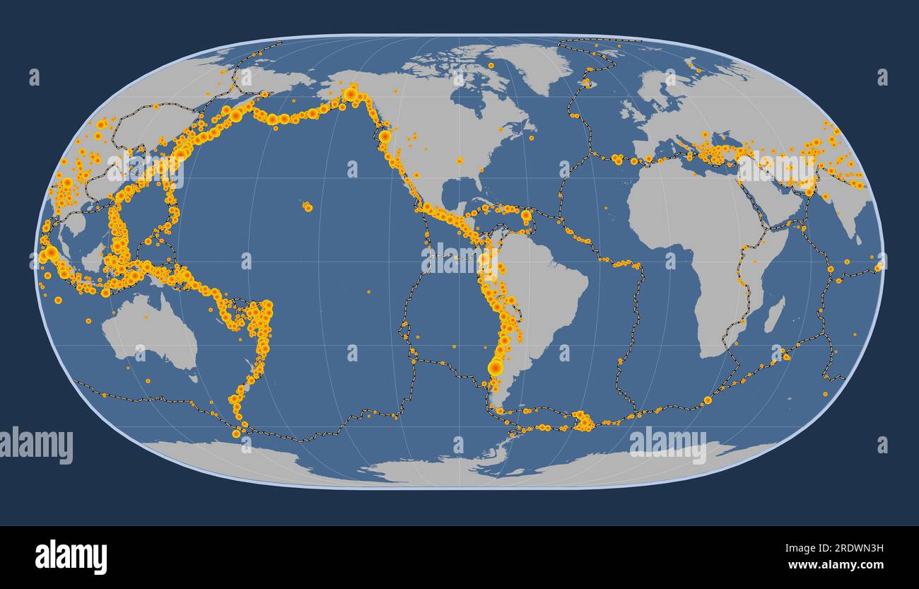Emplacements des tremblements de terre au-dessus de Richter 6,5 enregistrés depuis le début du 17e siècle sur la carte mondiale en courbes de niveau solide dans le cen de projection Natural Earth II Banque D'Images