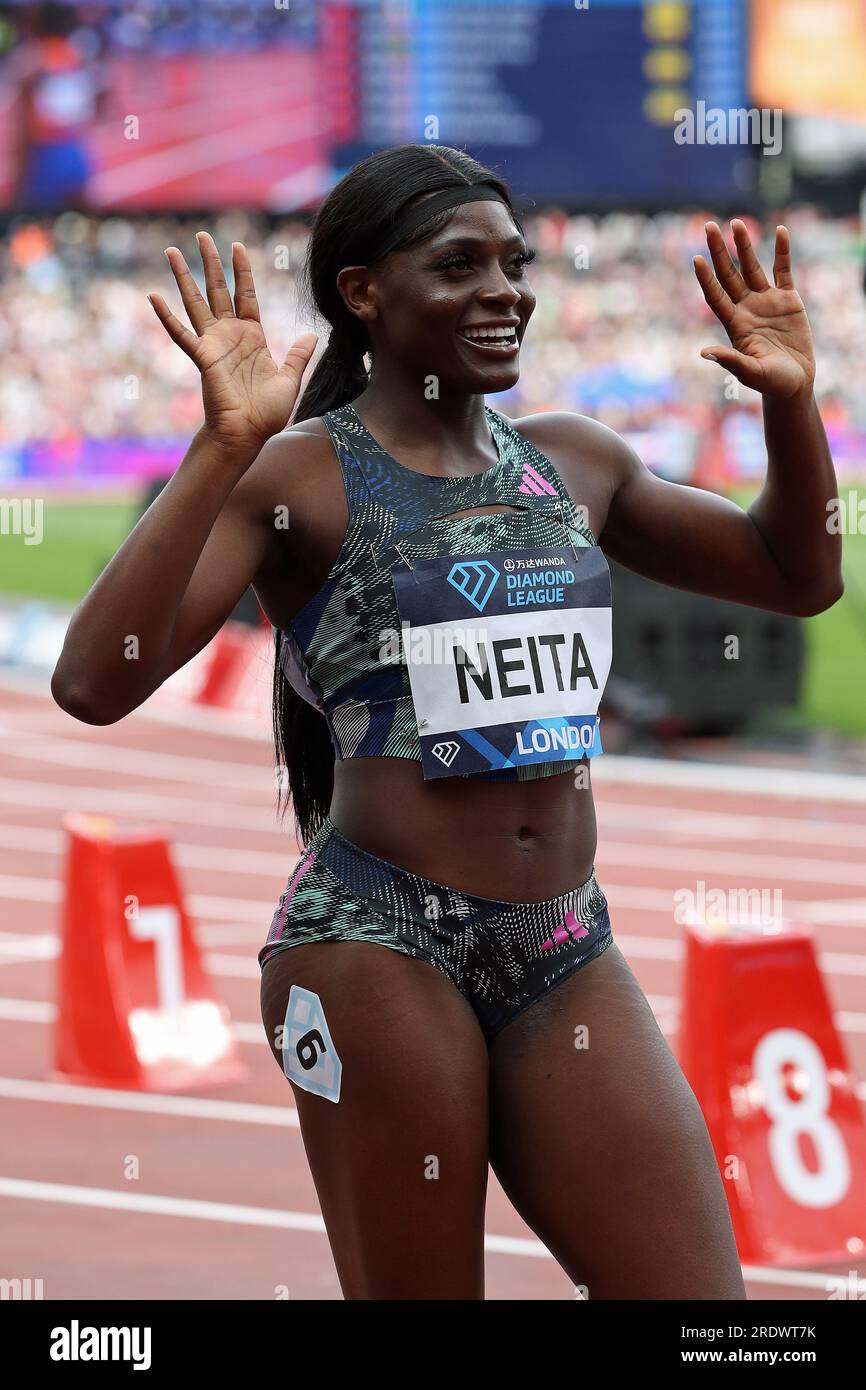 Daryll NEITA agitant après le 100m dans la Wanda Diamond League au London Stadium Banque D'Images