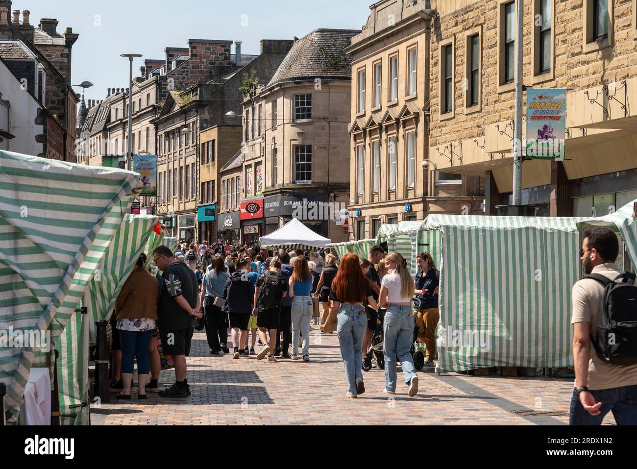 Inverness, Écosse, Royaume-Uni. 3 juin 2023. Le marché fermier du samedi dans le centre-ville d'Inverness. Banque D'Images