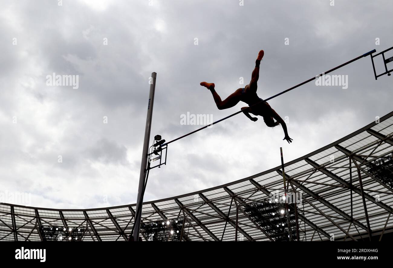 Londres, Grande-Bretagne. 23 juillet 2023. L'australienne Nina Kennedy participe à la finale du saut à la perche féminin au Diamond Leagues Athletics Meeting à Londres, en Grande-Bretagne, le 23 juillet 2023. Crédit : Li Ying/Xinhua/Alamy Live News Banque D'Images