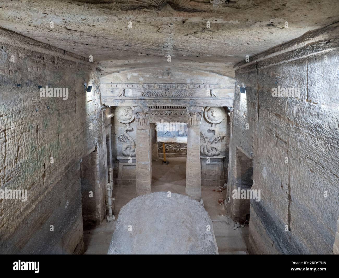 Les catacombes de Kom El Shoqafa (monticule des éclats) sont un site archéologique célèbre situé à Alexandrie, en Égypte. La nécropole contient Alexandrin To Banque D'Images