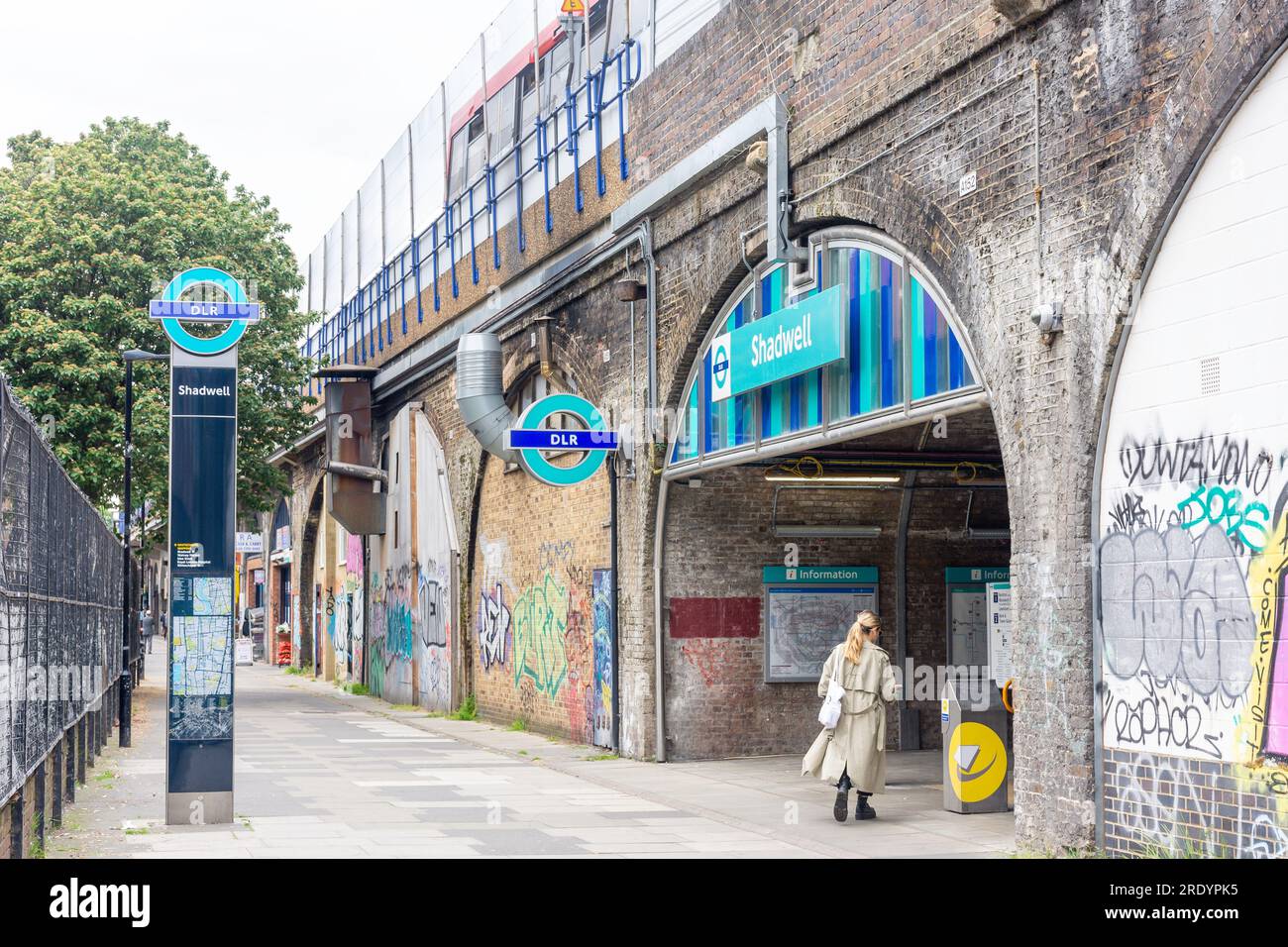 Shadwell Light Railway Station (LDR), Shadwell place, Shadwell, London Borough of Tower Hamlets, Greater London, Angleterre, Royaume-Uni Banque D'Images