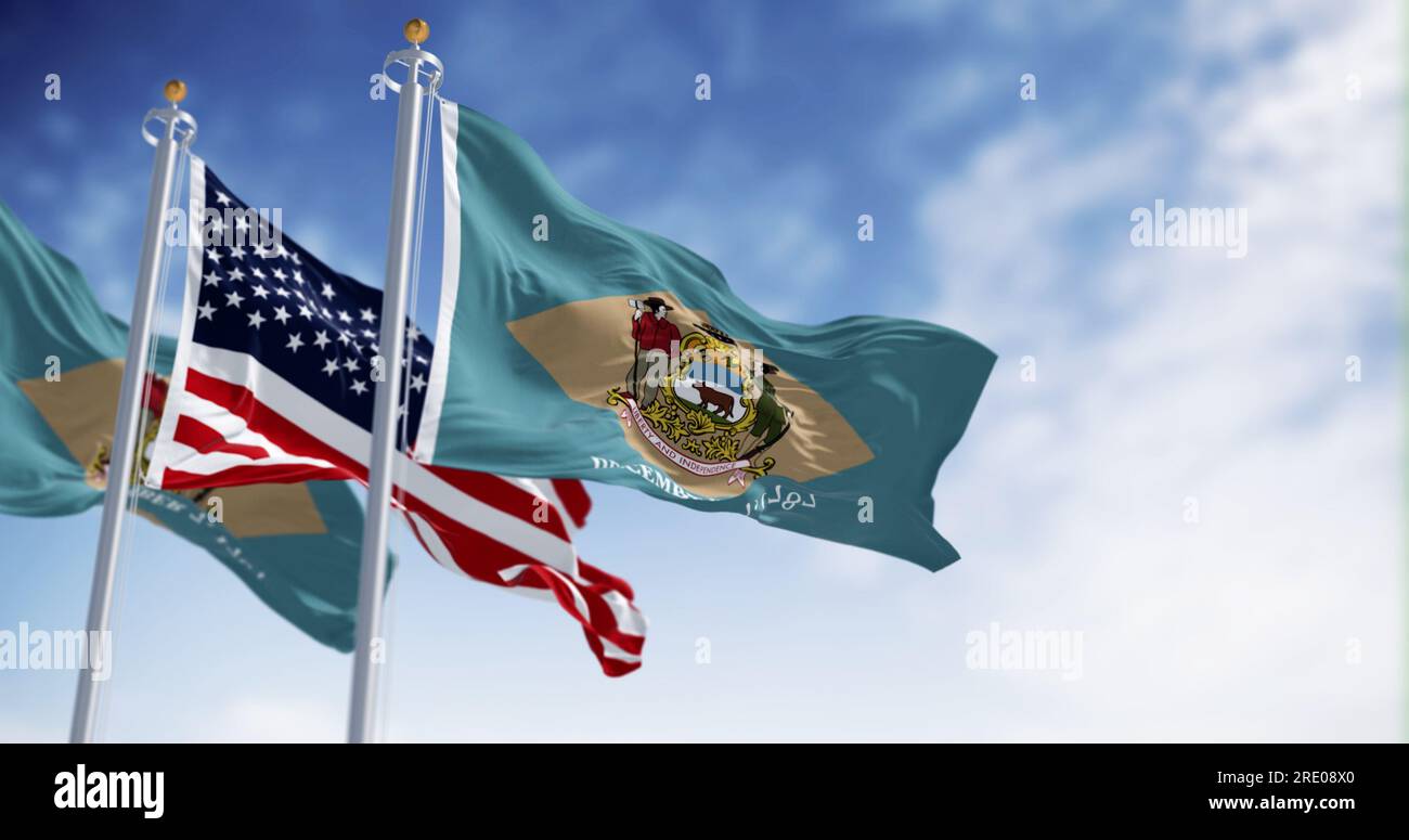 Deux drapeaux de l'État du Delaware brandissant avec le drapeau national des États-Unis au milieu par temps clair. rendu d'illustration 3d. Tissu flottant. S Banque D'Images