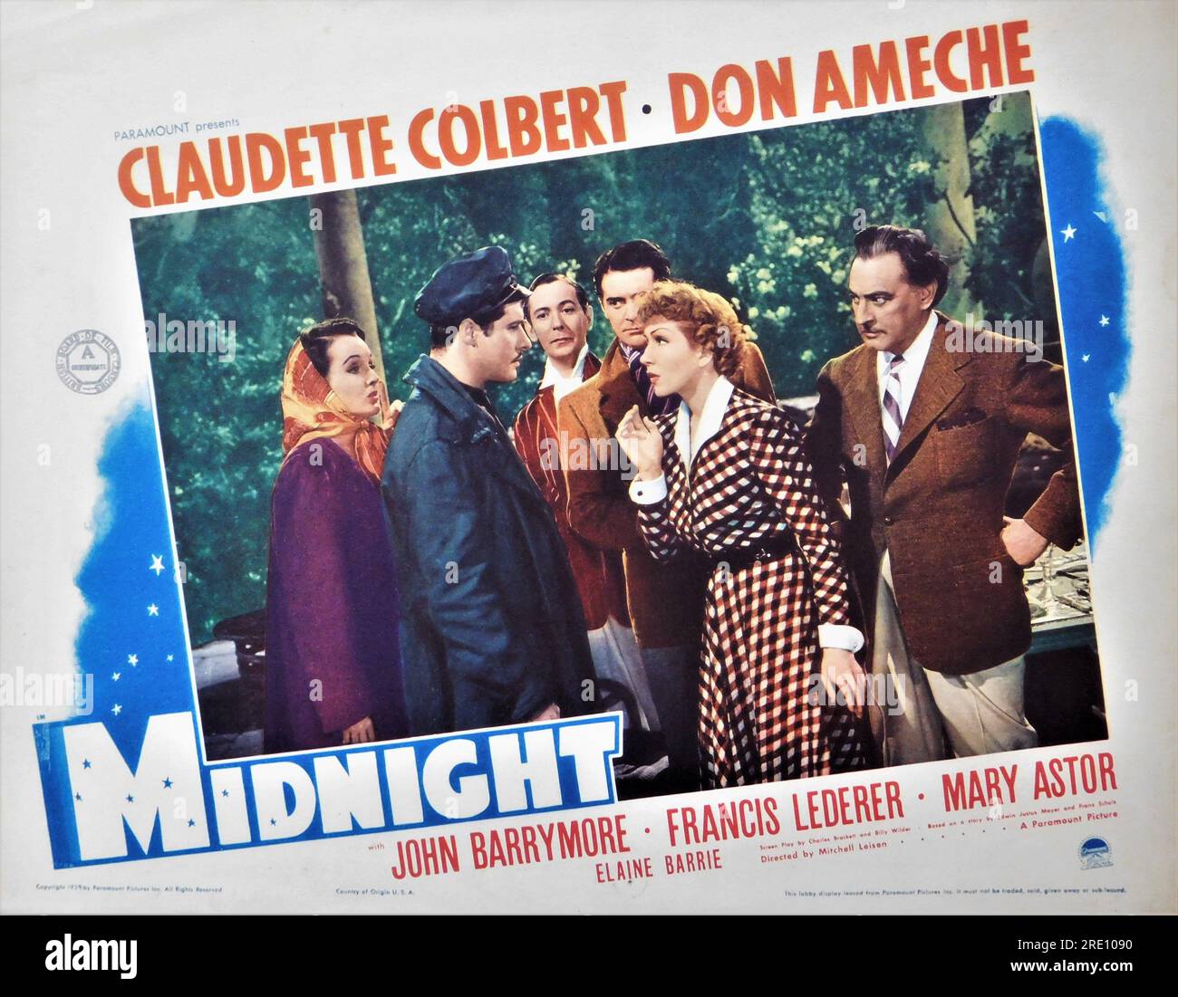 MARY ASTOR DON AMECHE REX O'MALLEY FRANCIS LEDERER CLAUDETTE COLBERT et JOHN BARRYMORE à MINUIT 1939 réalisateur MITCHELL LEISEN scénario Charles Brackett et Billy Wilder les robes de Miss Colbert par Irene Paramount Pictures Banque D'Images