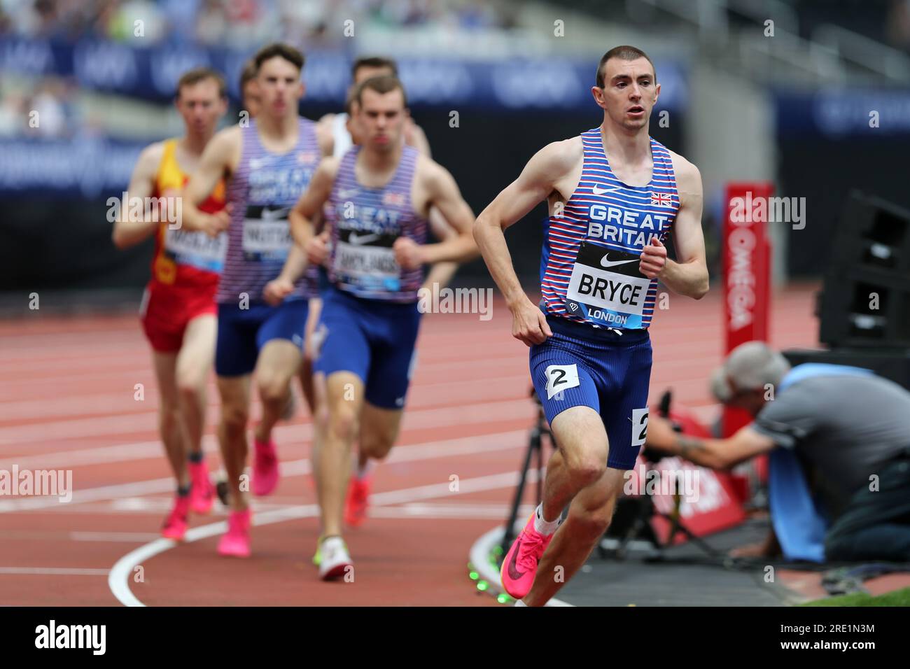 Steven BRYCE (Grande-Bretagne) concourant à la finale masculine du 1500m Ambulant en 2023, IAAF Diamond League, Queen Elizabeth Olympic Park, Stratford, Londres, Royaume-Uni. Banque D'Images