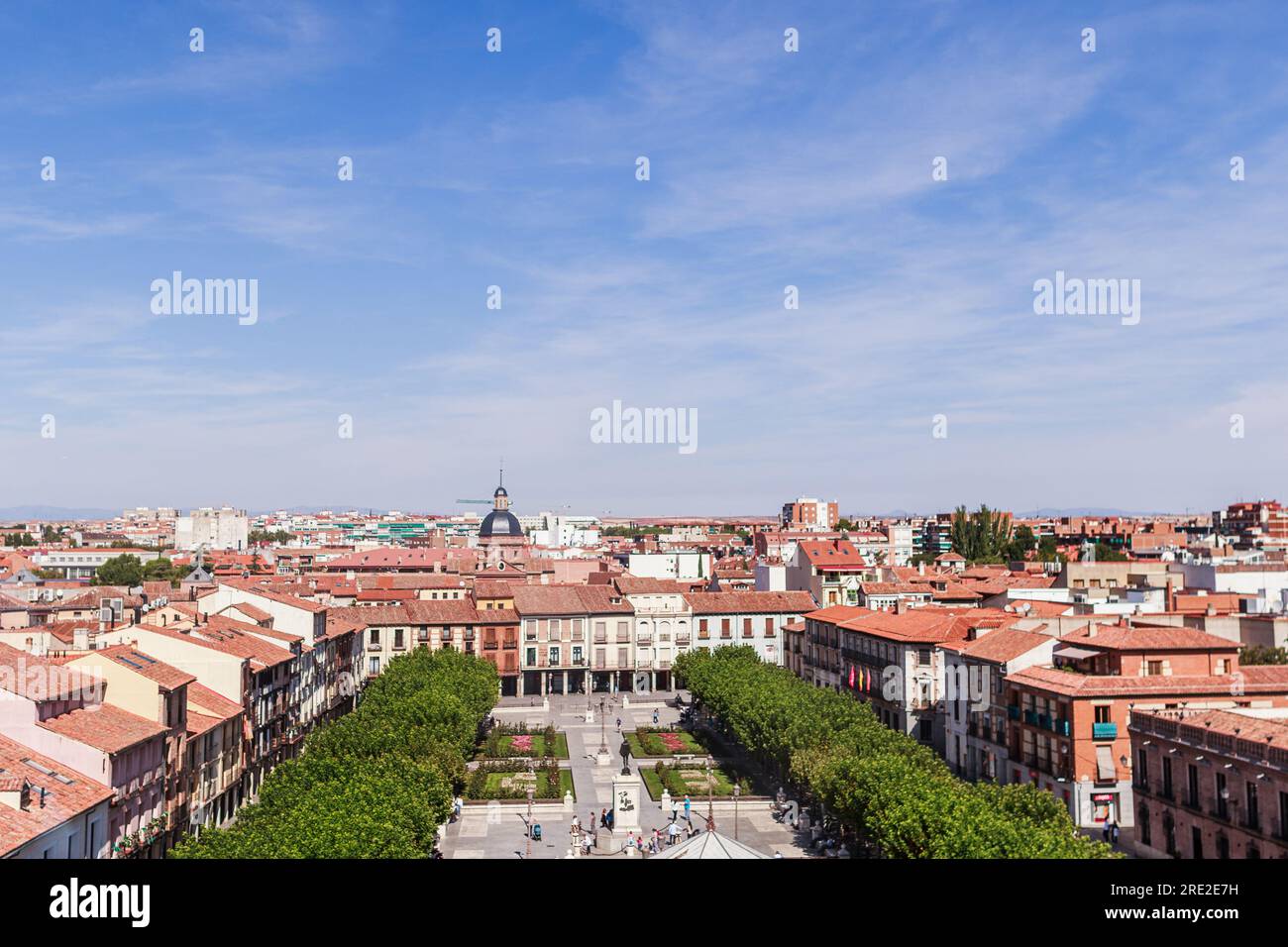 Vue aérienne monument Plaza de Cervantes, Alcala de Henares, Communauté de Madrid destination de voyage Banque D'Images