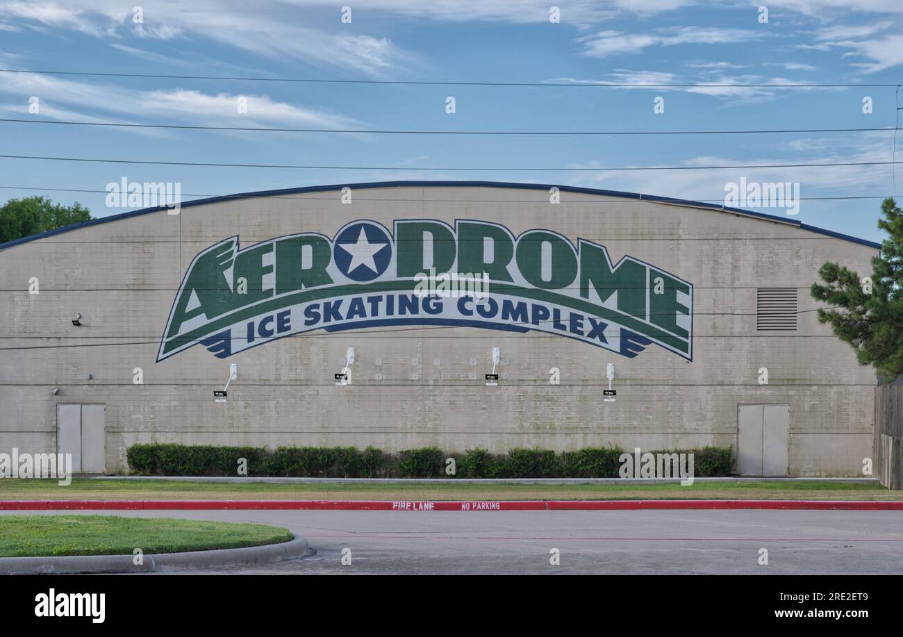 Houston, Texas États-Unis 07-04-2023, Aerodrome Ice Skating Complex extérieur à Houston, TX. Centre sportif local de patinoire. Banque D'Images