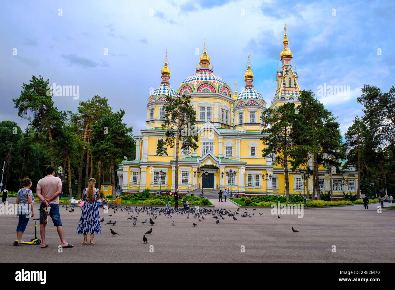Kazakhstan, Almaty. Cathédrale de l'Ascension, orthodoxe russe, parc des gardes de Panfilov. Banque D'Images