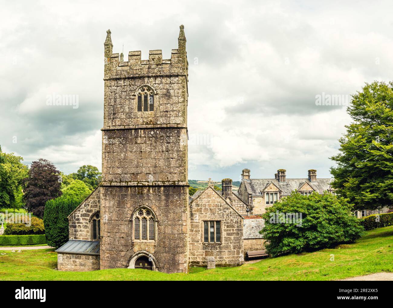 Église dans Lanhydrock House and Garden, Bodmin, Cornouailles, Angleterre, Royaume-Uni Banque D'Images