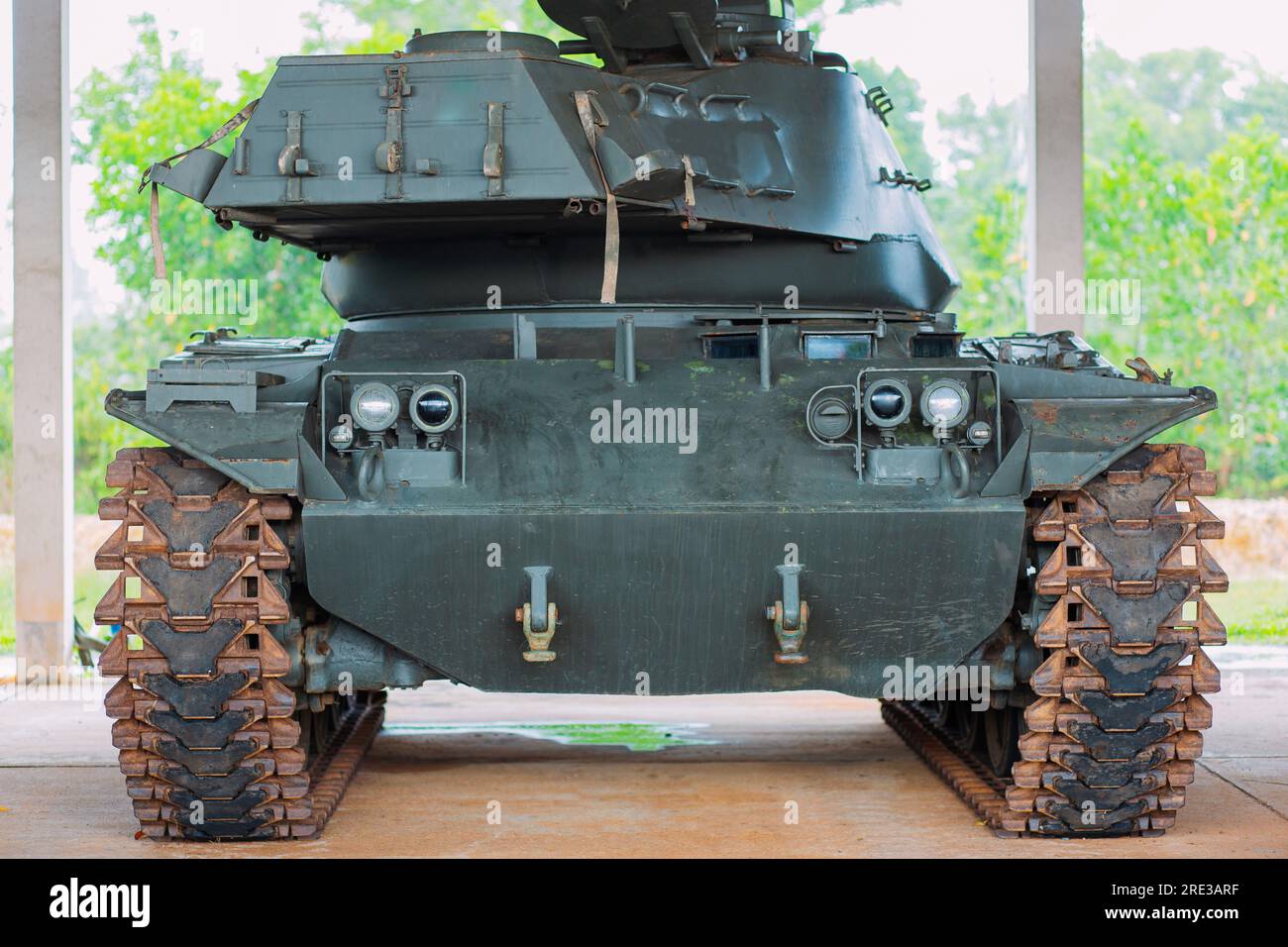 Tank Tationary c'est une arme de tir au sol qui peut se déplacer jusqu'au point de guerre. C'est une arme très efficace en temps de guerre. Banque D'Images