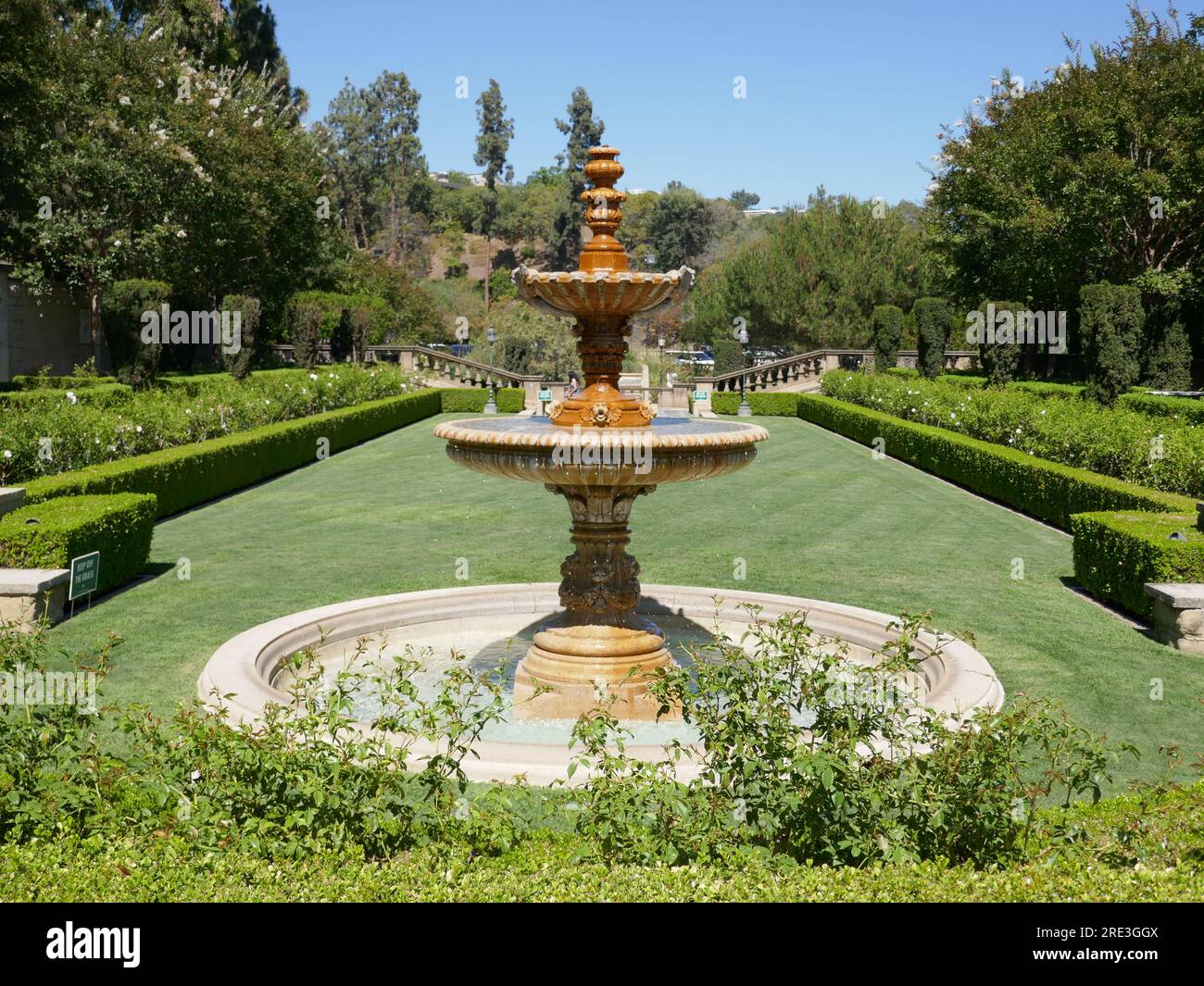 Beverly Hills, Californie, États-Unis 28 août 2021 Fontaine à Greystone Mansion & Gardens, The Doheny Estate le 28 août 2023 à Beverly Hills, Californie, États-Unis. Photo de Barry King/Alamy stock photo Banque D'Images