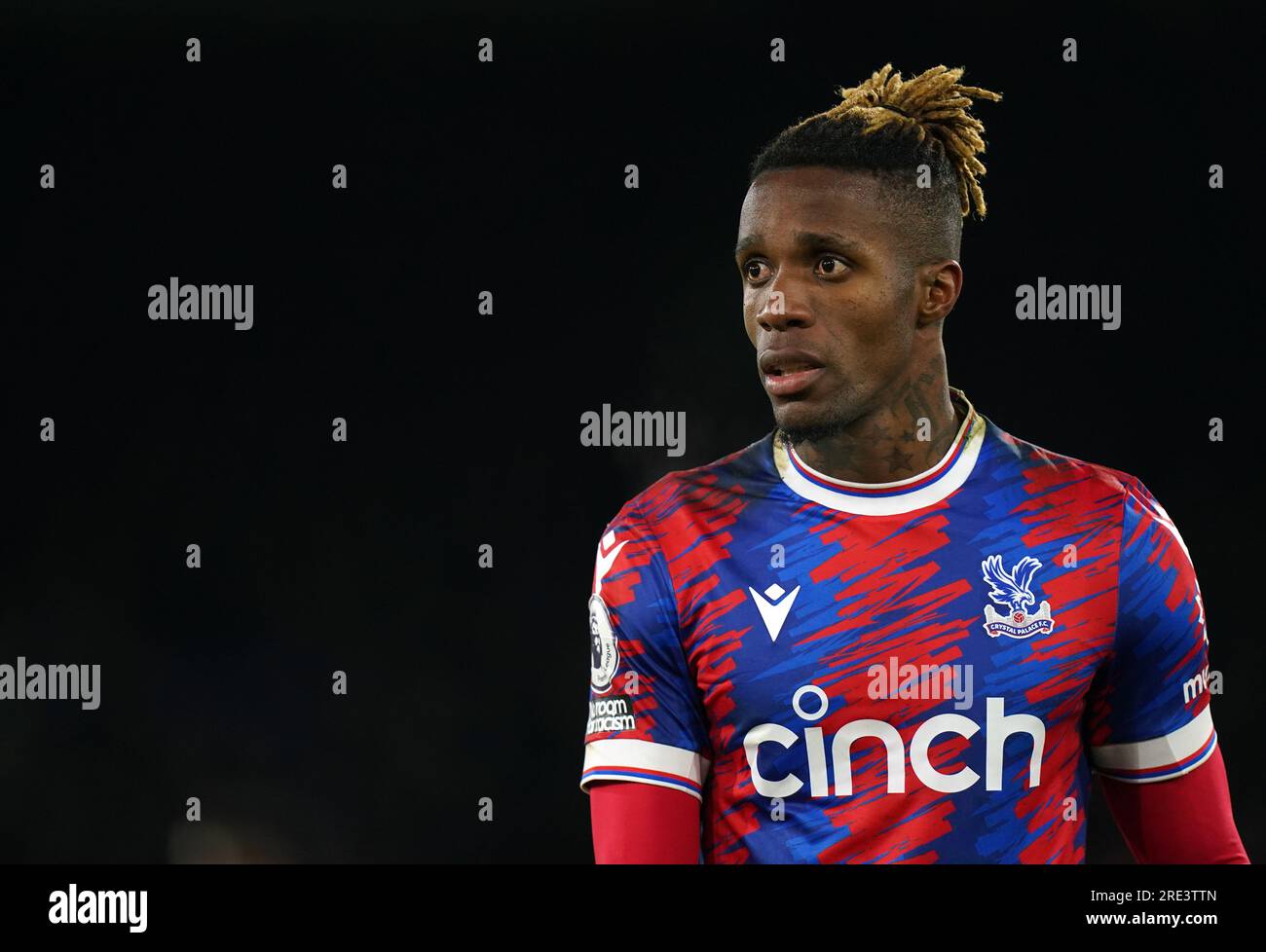 Photo de dossier datée du 18-01-2023 de Wilfried Zaha. Roy Hodgson déplore la perte d'une « figure emblématique » au Crystal Palace après que Wilfried Zaha ait quitté le club pour rejoindre les géants turcs Galatasaray. Date d'émission : mardi 25 juillet 2023. Banque D'Images