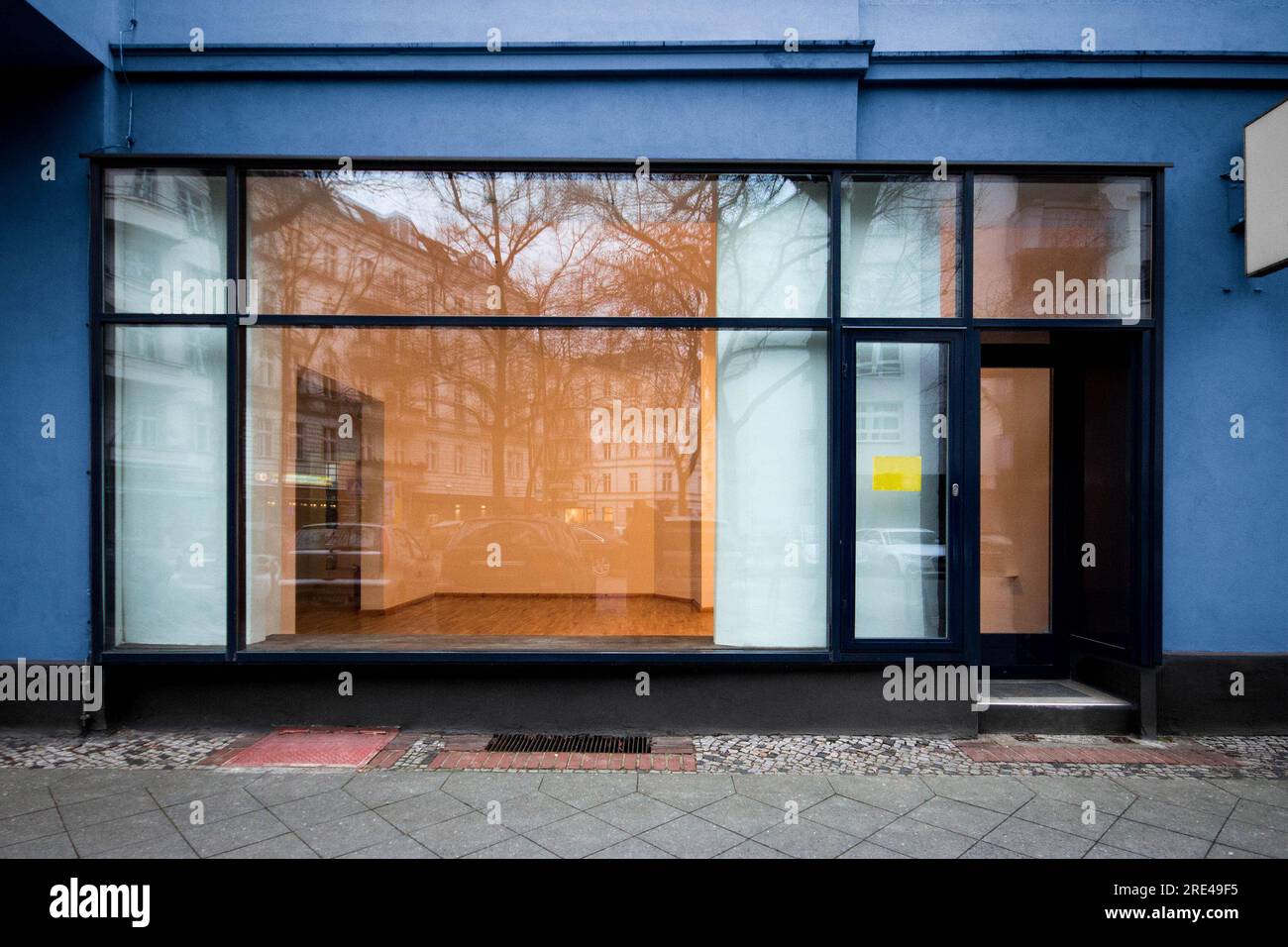vitrine vide ou entrée de boutique - vente au détail à louer Banque D'Images