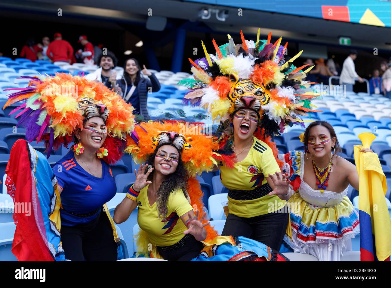 Sydney, Australie. 25 juillet 2023. Les supporters colombiens montrent leur soutien lors de la coupe du monde féminine de la FIFA 2023 entre la Colombie et la République de Corée au stade de football de Sydney le 25 juillet 2023 à Sydney, en Australie Credit : IOIO IMAGES/Alamy Live News Banque D'Images