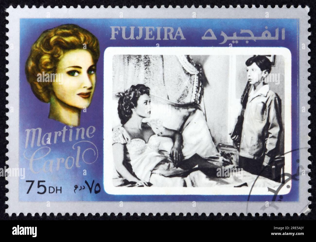 FUJEIRA - CIRCA 1972 : un timbre imprimé à Fujeira montre Martine Carol (1920-1967), actrice de cinéma française, star de cinéma, vers 1972 Banque D'Images