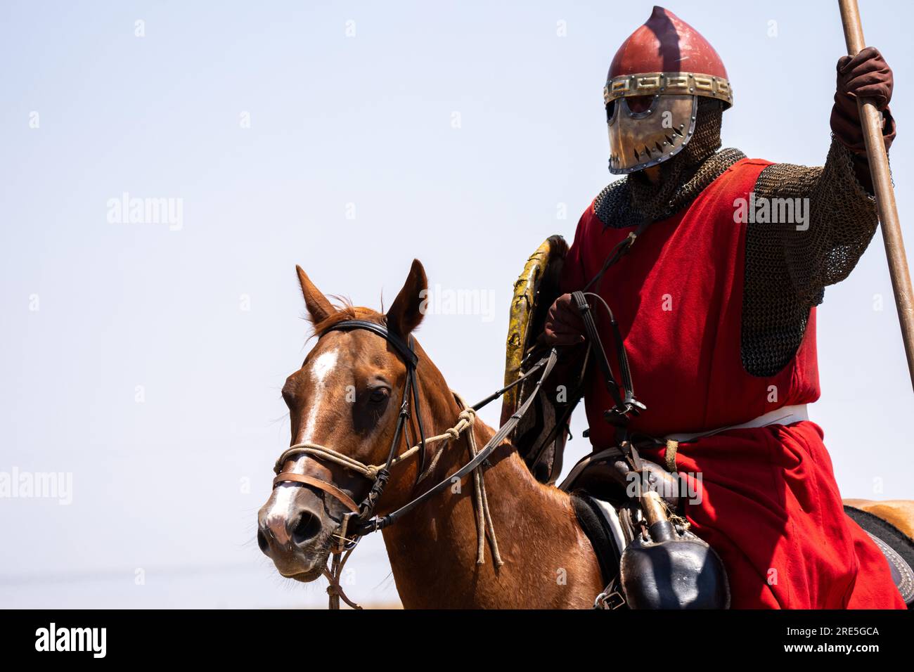 Reconstitution de la bataille des cornes de Hattin.Clad dans des vêtements de style 12e siècle, les membres des clubs de chevaliers ont reconstitué la bataille, également connue sous le nom de Hor Banque D'Images