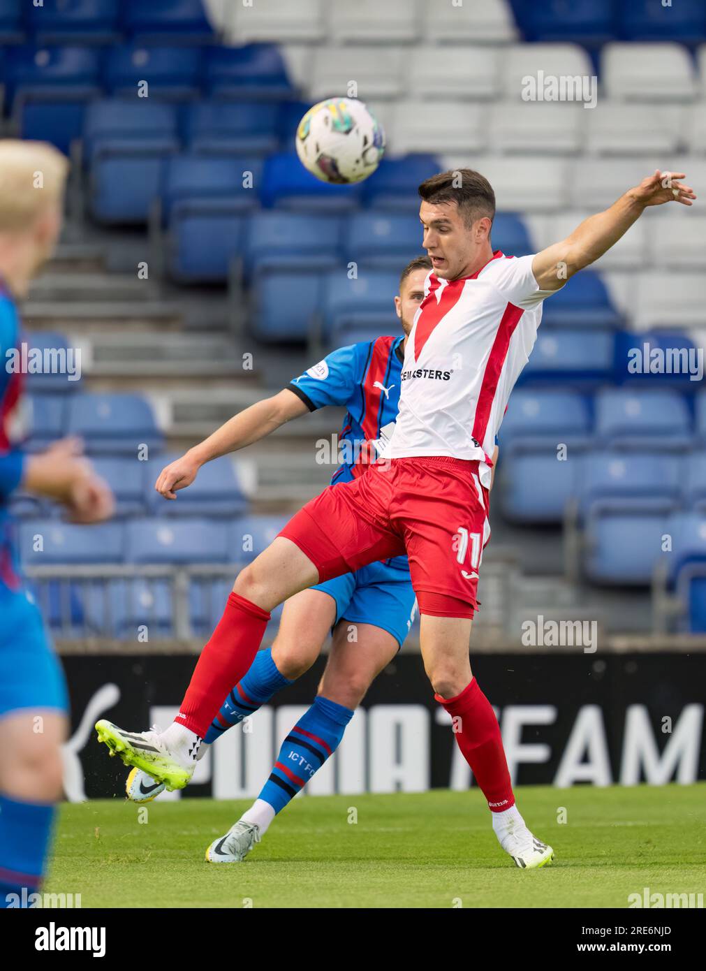 Caledonian Stadium, Inverness, Royaume-Uni. 25 juillet 2023. C'est de l'égalité de la Viaplay Cup entre l'Inverness Caledonian Thistle FC (ICT) et l'Airdrieonians FC. CONTENU DE L'IMAGE:- Airdrie - Nicolay Todorov crédit : Jasperimage/Alamy Live News Banque D'Images