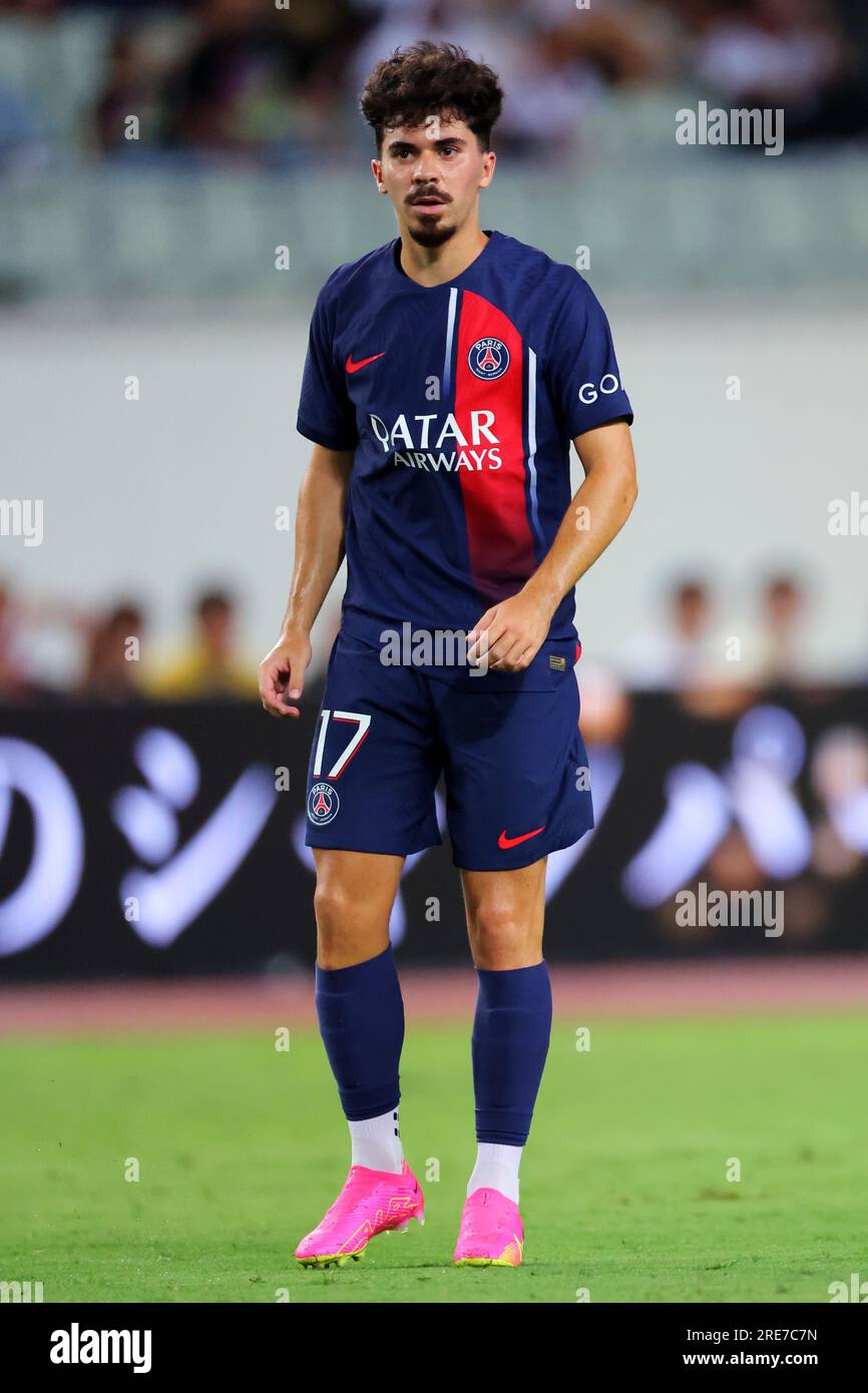Osaka, Japon. 25 juillet 2023. Vitinha (PSG) football/football : match amical entre le Paris Saint-Germain 0-0 Al-Nassr FC au Yanmar Stadium Nagai à Osaka, Japon . Crédit : Naoki Nishimura/AFLO SPORT/Alamy Live News Banque D'Images