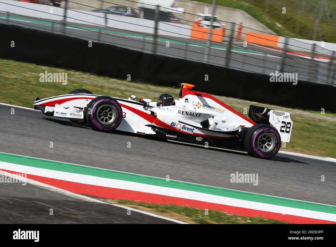 Scarperia, 9 avril 2021 : Dallara GP2 Formula pilotée par Unknown en action sur le circuit de Mugello lors des essais de BOSS GP Championship. Italie Banque D'Images