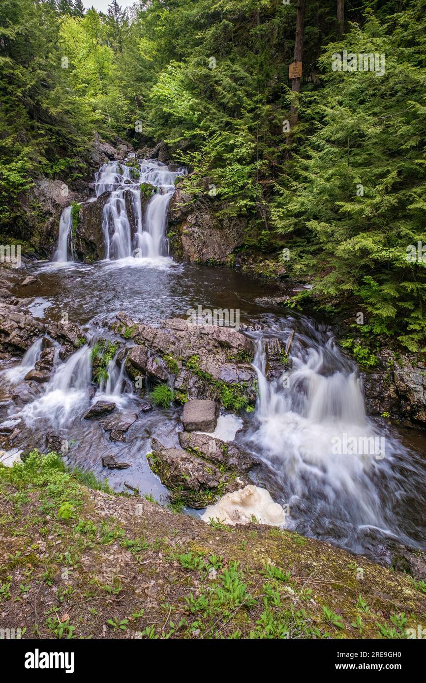 Joe Howe Falls est l'une des deux chutes d'eau situées dans le magnifique parc Victoria, et un espace vert urbain situé dans le Truro Nouvelle-Écosse Canada. Banque D'Images