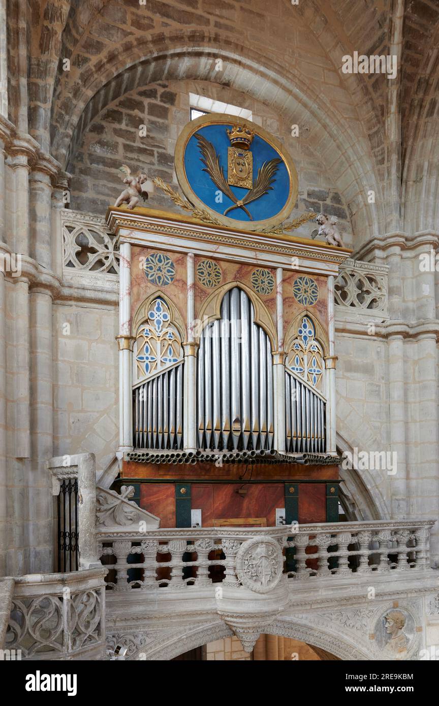 Orgue à l'intérieur de l'église de San Esteban, Burgos, Castilla y Leon, Espagne Banque D'Images