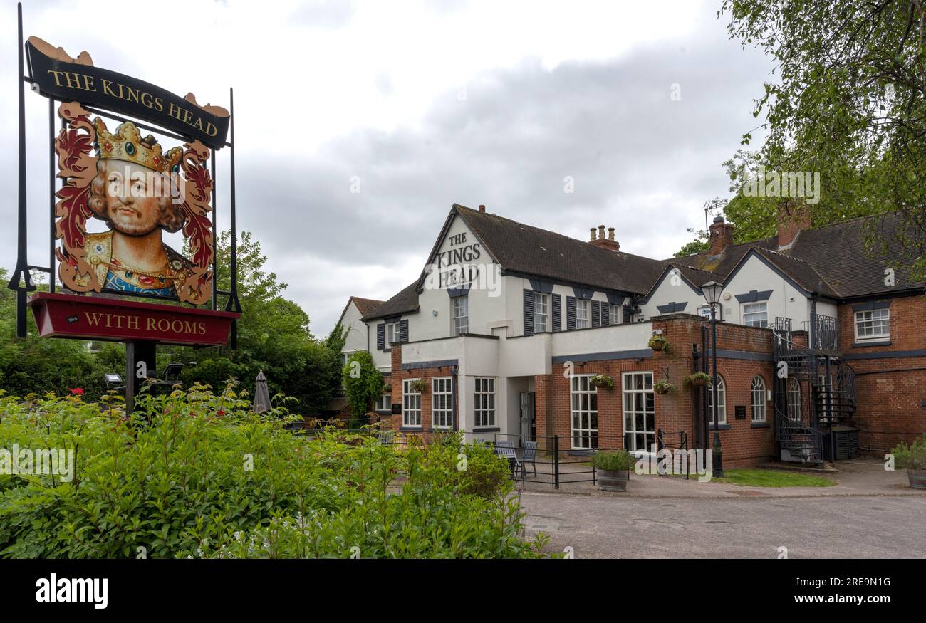 The King's Head public House, Warwick Road, Wellesbourne, Warwickshire, Angleterre, ROYAUME-UNI Banque D'Images