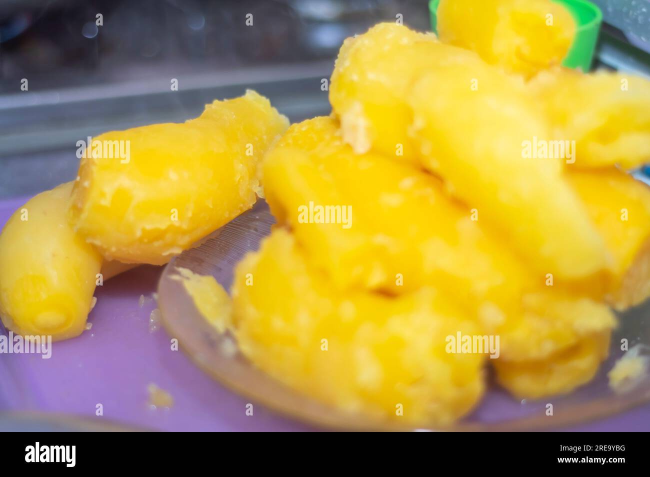 Pomme de terre Baroa, variation de la pomme de terre brésilienne très similaire au manioc brésilien et jaune. Banque D'Images