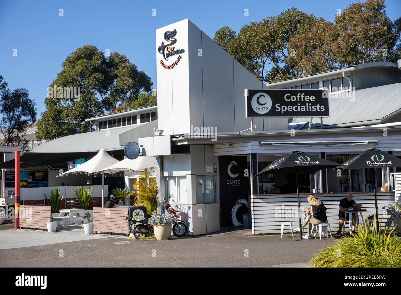 Australie lavage de voiture et service de voiturier à Warriewood Sydney avec café-restaurant attenant Banque D'Images