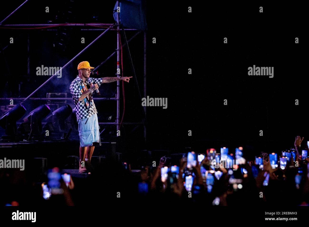 Sfera Ebbasta se produit au Shock Wave Festival à Francavilla al Mare, en Italie, le 22 juillet 2023. (Photo de Marco Zac/NurPhoto) crédit : NurPhoto SRL/Alamy Live News Banque D'Images