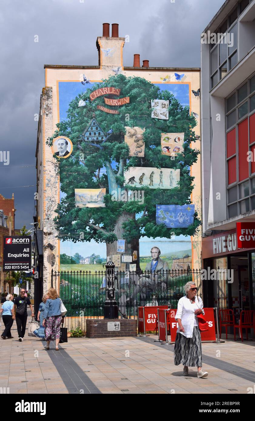 La ville de Bromley dans le Kent, au sud de Londres, un jour d’été. Banque D'Images