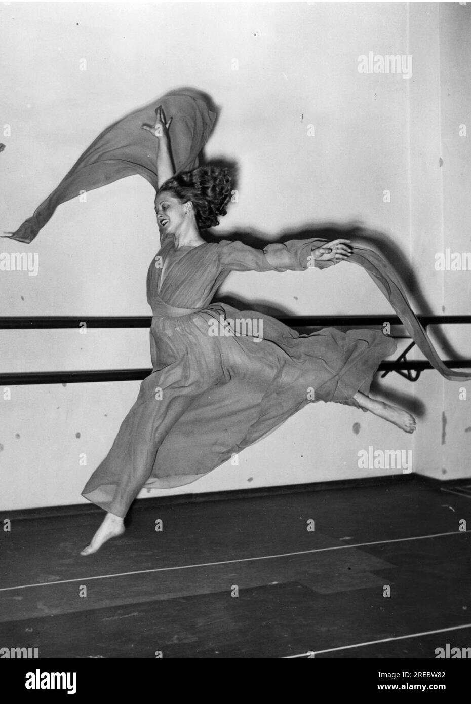 Ufer, Margo, danseuse et actrice allemande, danse, Berlin, années 1930, INFORMATIONS-AUTORISATION-DROITS-SUPPLÉMENTAIRES-NON-AVAILABLE Banque D'Images