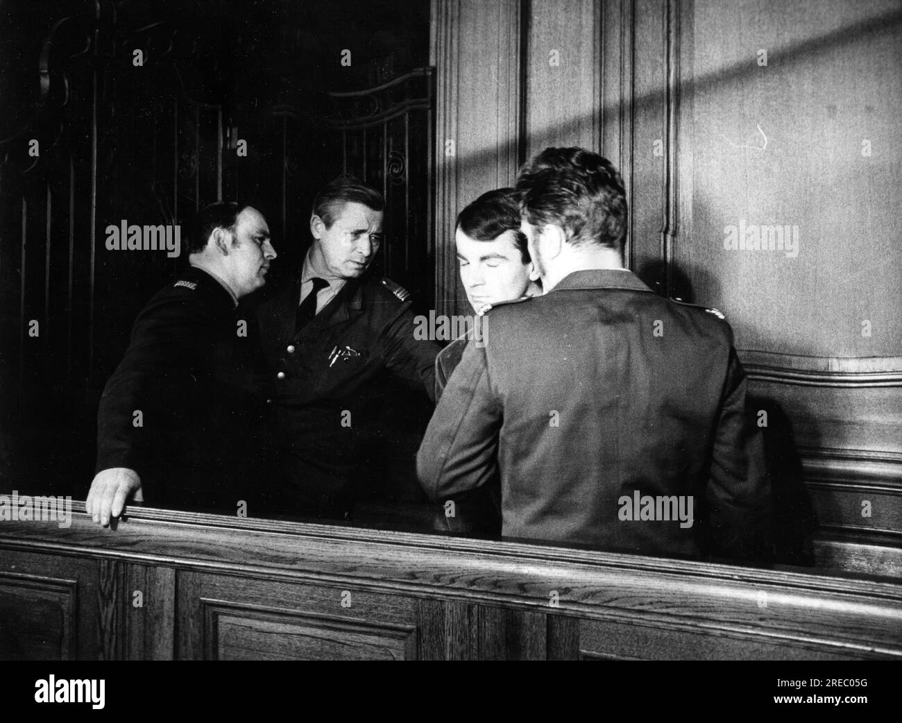 Weil, Ekkehard, * 1948 / 1949, néo-nazi allemand, comme accusé au procès pour l'attaque contre le cénotaphe soviétique dans le Tiergarten, USAGE ÉDITORIAL-ONLY Banque D'Images