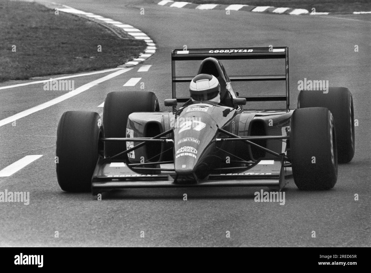 Allemagne, Hockenheim, 15/07/1992 Archive : 35-37-30 essais de Formule 1 au Hockenheimring photo : Jean Alesi, Ferrari [traduction automatique] Banque D'Images