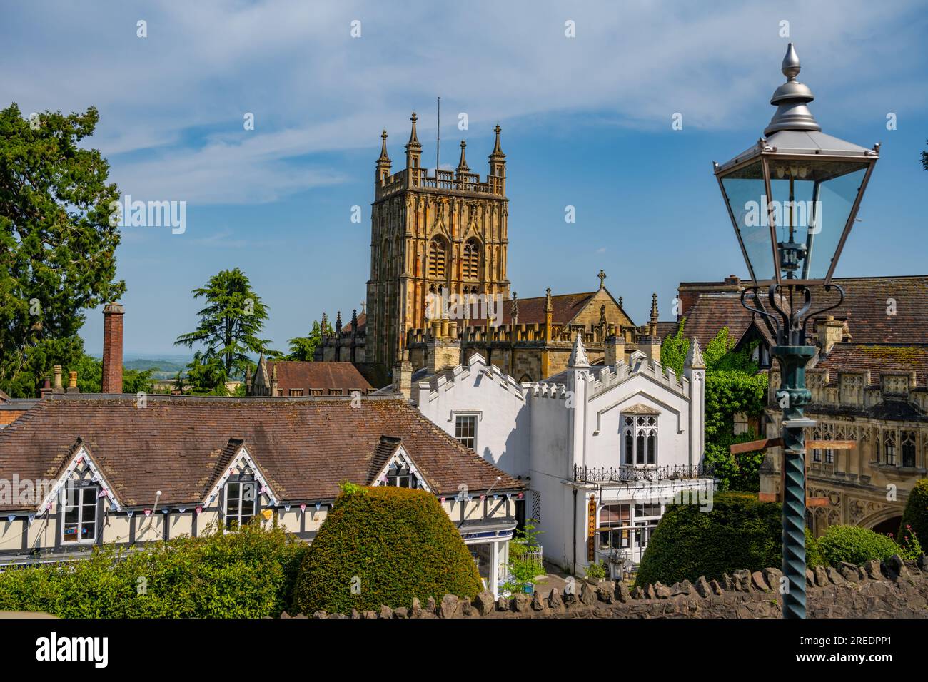 En regardant vers le bas sur la tour de l'église du prieuré de Malvern, Great Malvern Banque D'Images