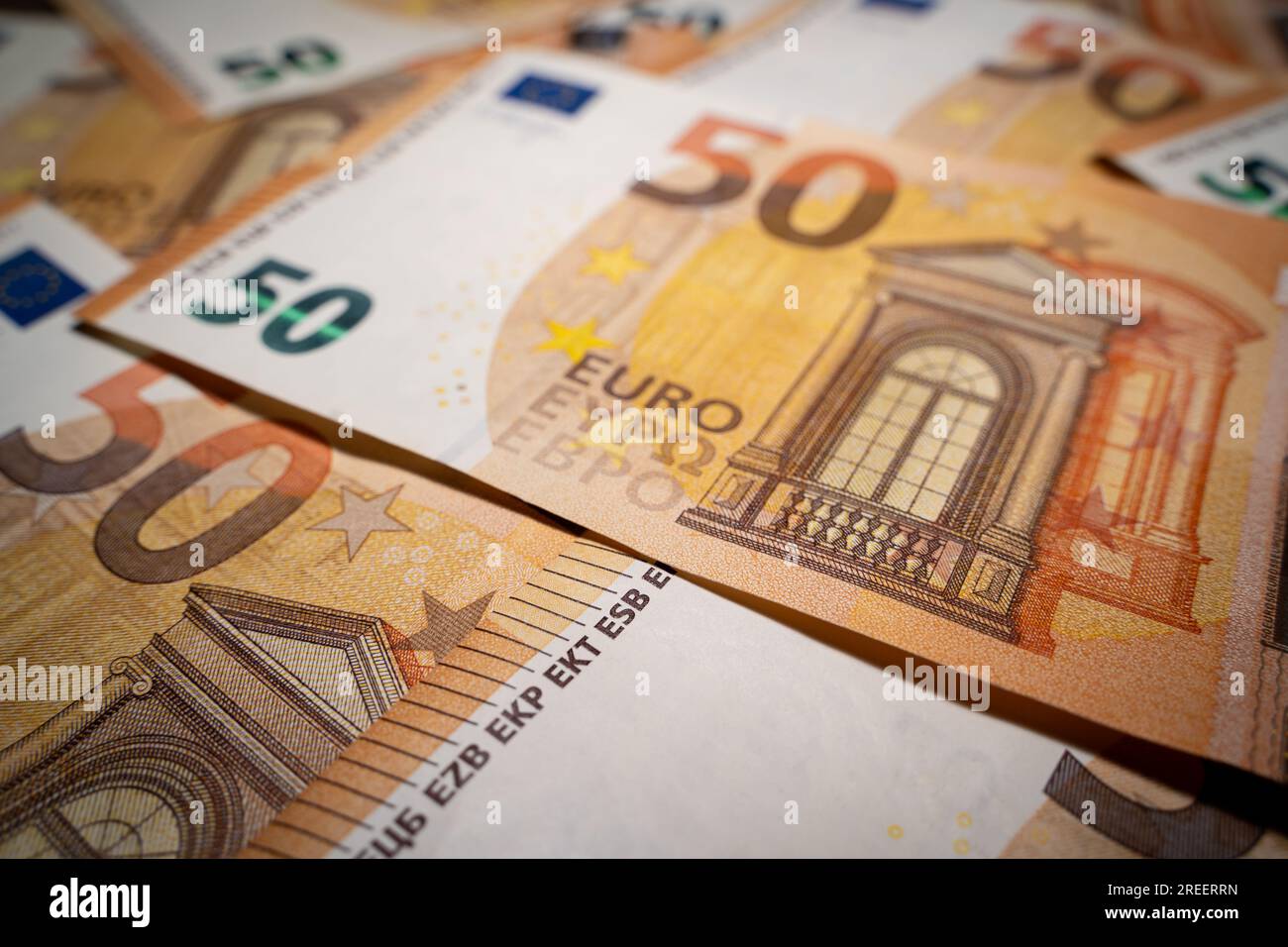 Contexte avec de nombreux billets de 50 euros Banque D'Images