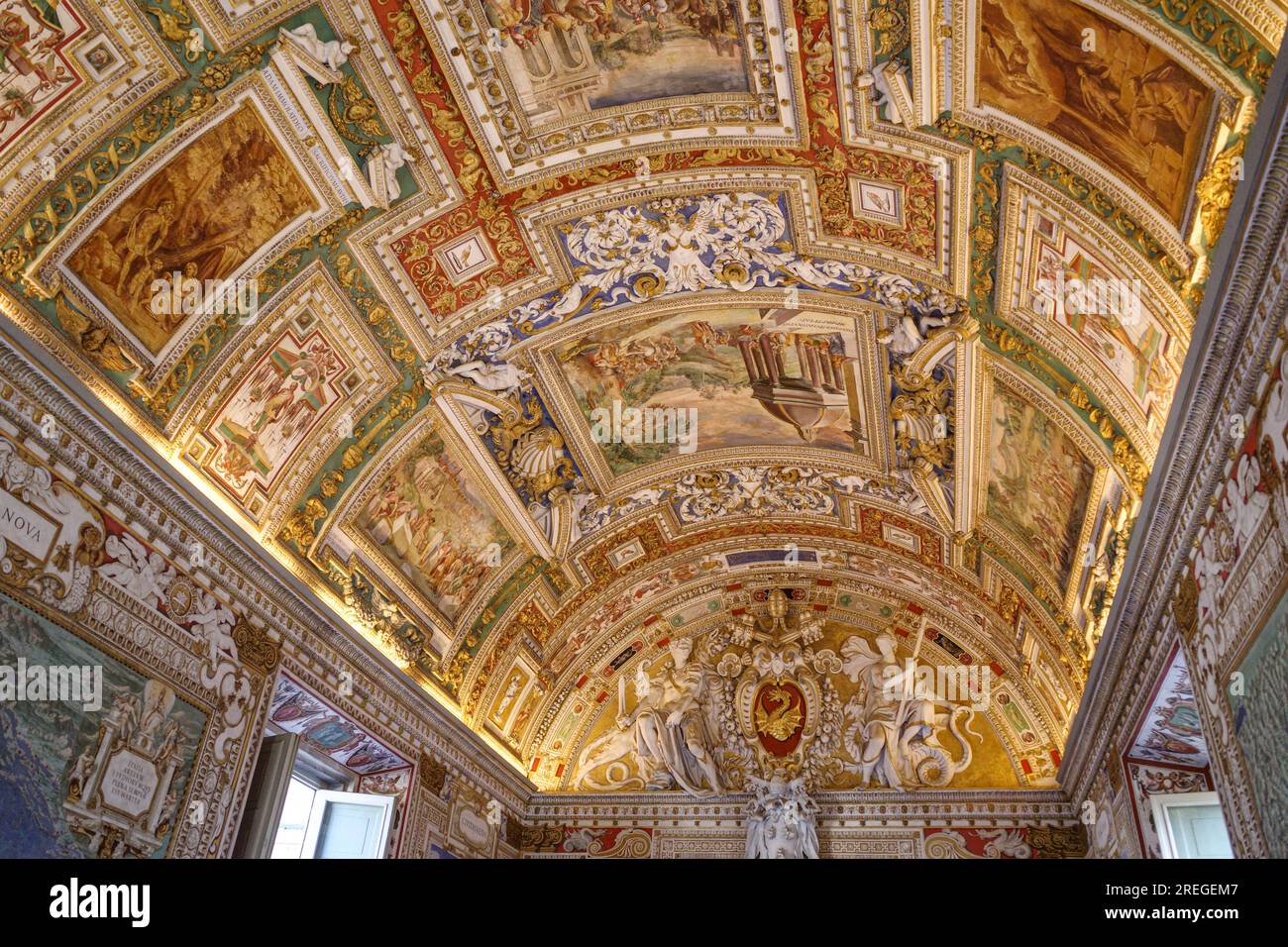 Rome, Italie - 26 novembre 2022 : la Galleria della carte Geografiche ou Galerie de cartes au Musée du Vatican Banque D'Images