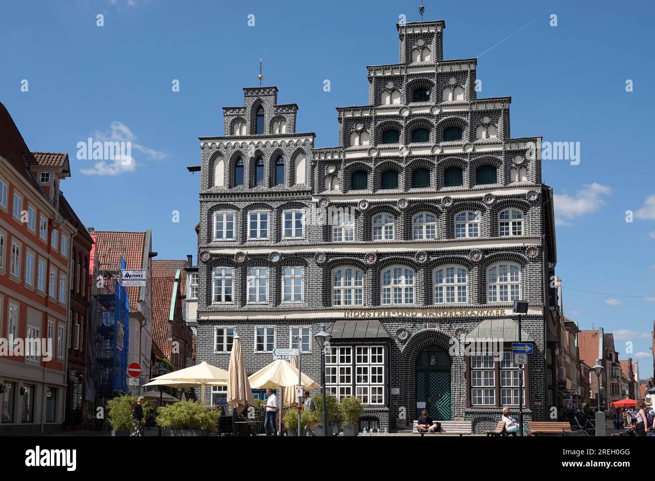 Lüneburg, Allemagne - 7 juillet 2023 une maison à la façade inhabituelle à Lueneburg (Lüneburg). Ce bâtiment de 1548 était à l'origine une brasserie. Maintenant, le C Banque D'Images