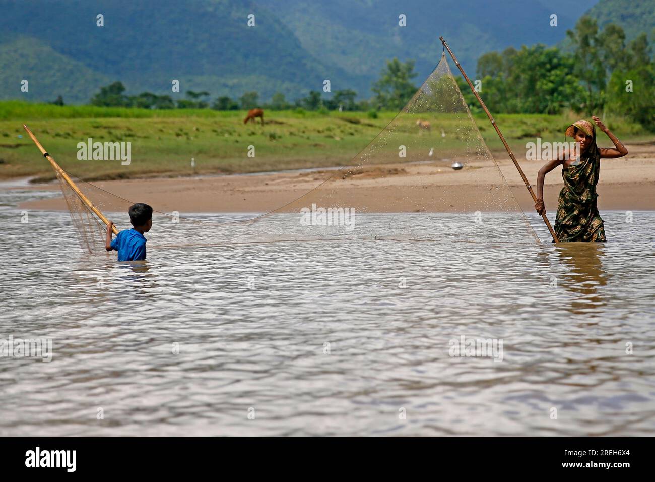 Bichanakandi est situé dans un village de Rustampur Union à Goainghat Upazila dans le district de Sylhet, au Bangladesh. Ces dernières années, la rivière a vu un Banque D'Images