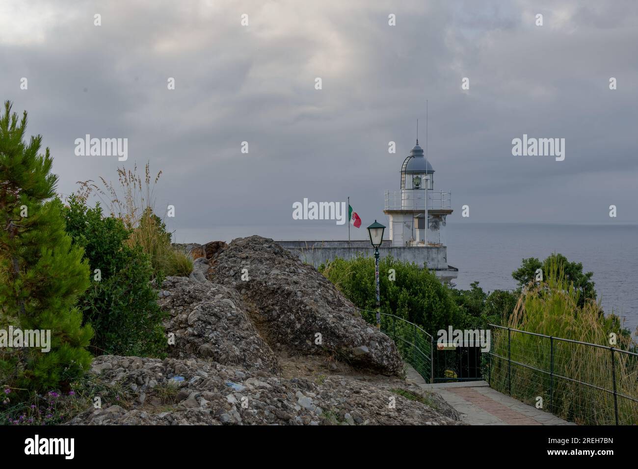 Phare de Faro près de Portofino Banque D'Images