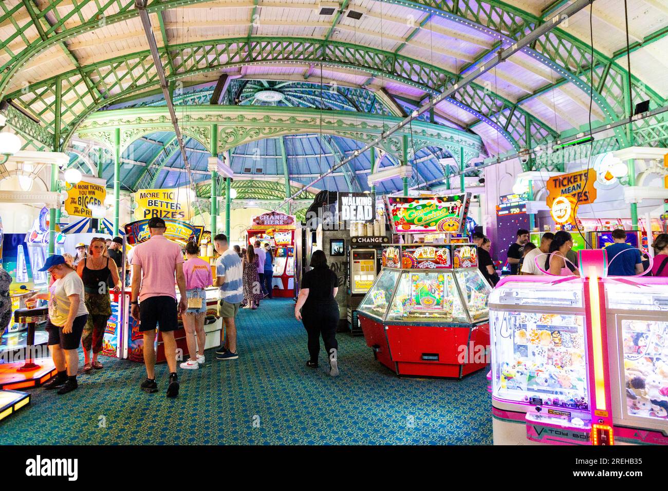 Jeux Palace of Fun et salle d'arcade sur Brighton Palace Pier, Brighton, Angleterre, Royaume-Uni Banque D'Images