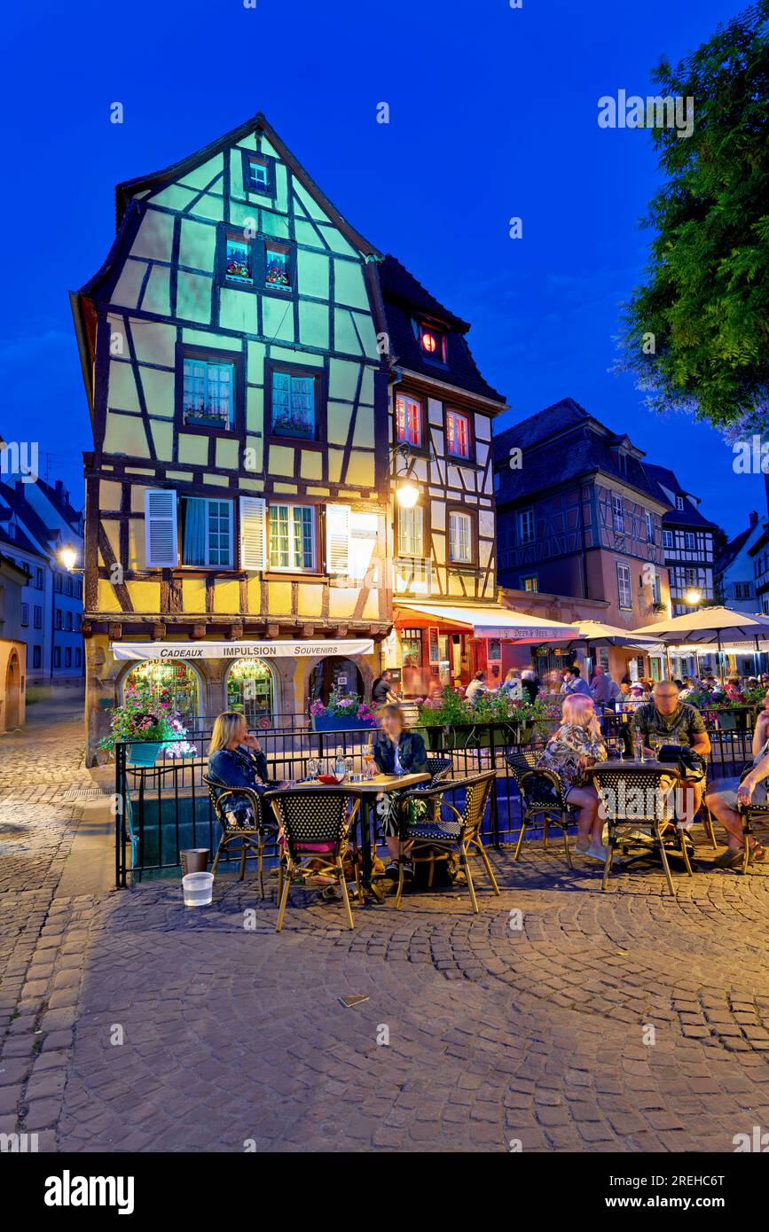 Colmar Alsace France. Route des vins d'Alsace. Les maisons à ossature de bois dans la vieille ville Banque D'Images