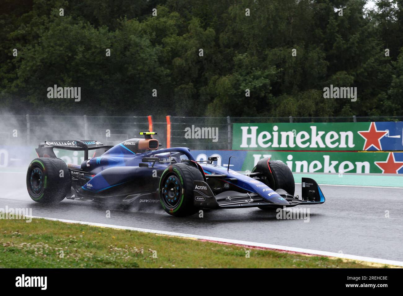 Stavelot, Belgique. 28 juillet 2023. Logan Sargeant de Williams Racing en piste lors des essais libres avant le Grand Prix de F1 de Belgique à Spa Francorchamps le 28 juillet 2023 Stavelot, Belgique. Crédit : Marco Canoniero/Alamy Live News Banque D'Images