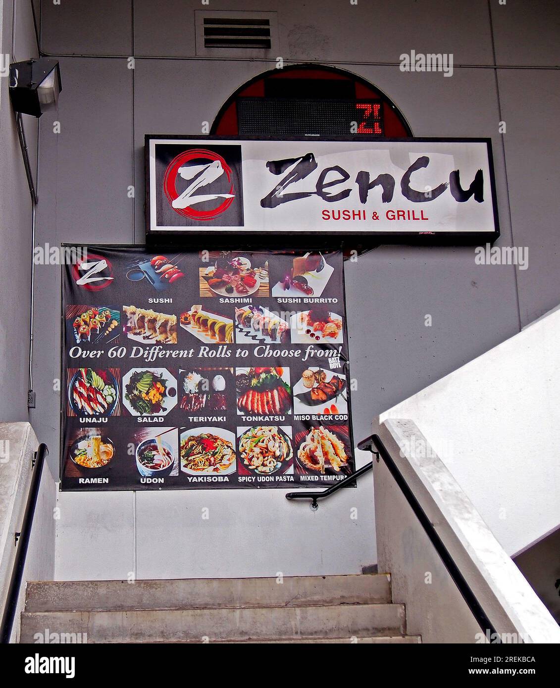 ZenCu Sushi and Grill Restaurant japonais dans le quartier Little Tokyo dans le centre-ville de Los Angeles, en Californie Banque D'Images
