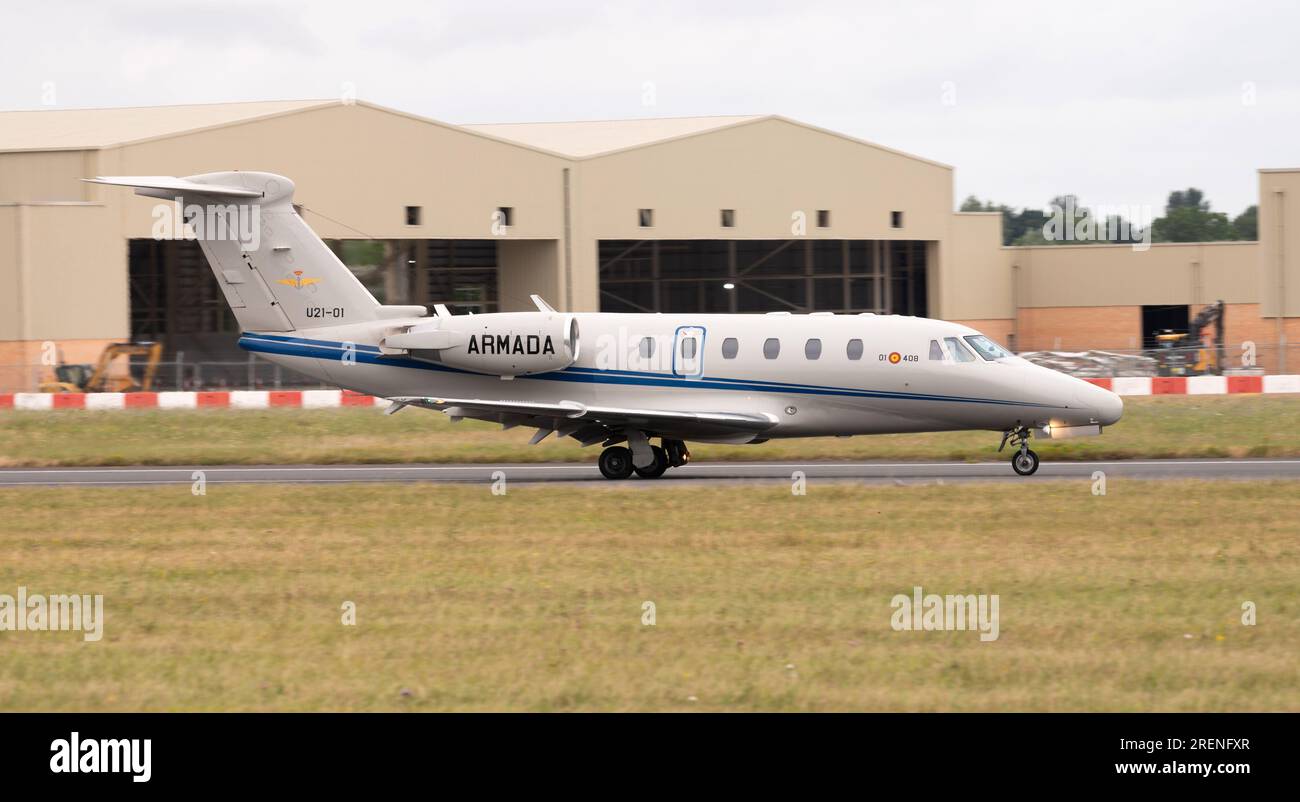 La marine espagnole, Cessna Citation II, arrive au Royal International Air Tattoo 2023 Banque D'Images