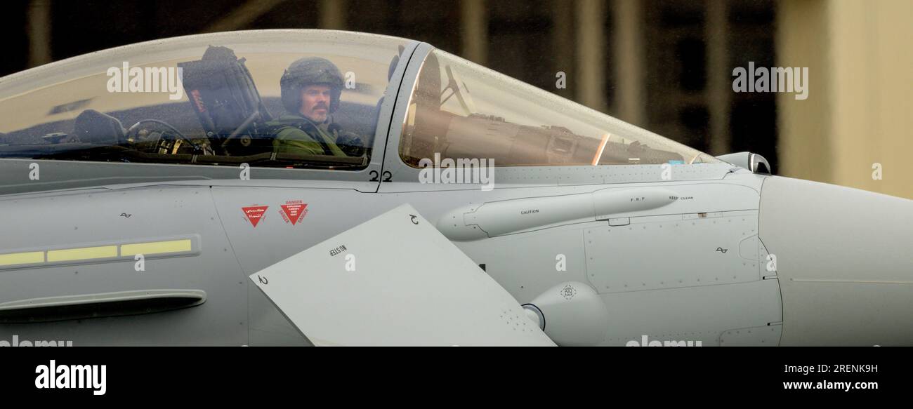 Royal Air Force, Eurofighter FGR4 (Typhoon) arrive au Royal International Air Tattoo 2023 Banque D'Images