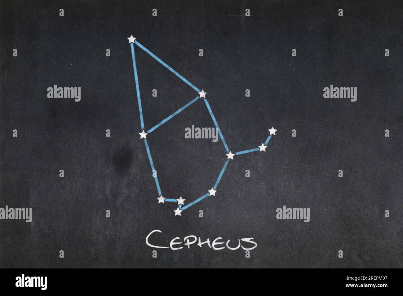 Tableau noir avec la constellation de Céphée dessinée au milieu. Banque D'Images