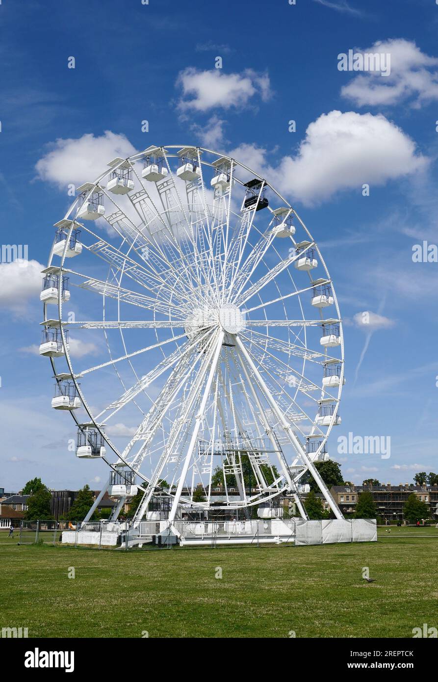 Roue d'observation sur Parker's Piece, Cambridge, Angleterre, Royaume-Uni Banque D'Images